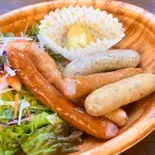 ソーセージ5種盛り合わせ(トラットリア シェ ラパン)