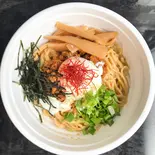 胡麻香るスパイシー汁なし坦々麺（辛宿）