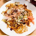 黒豚焼きうどん（星色）