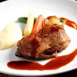 鴨もも肉のコンフィ(Cafe&Restaurant STELLA)