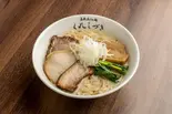 塩白湯ちゃーしゅー麺（自然派らぁ麺くれしづき）