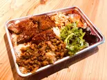 牛のたれハラミビビンバ弁当（和牛赤身塊焼き 肉小屋 志村坂上店）