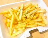♤ ノーマルカットストレートポテト Mサイズ (200g)(フライドポテトのお店 ポタテトポテト)