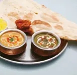 2種類カレーコンボ（SAHANA INDIAN AND NEPALI RESTAURANT＆BAR）