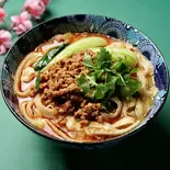 担々刀削麺（好食間 刀削麺館）