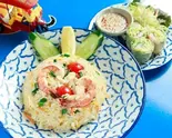 カオパックン・生春巻きset Kao Pad Kun・Fresh Spring Roll Set（タイ・イサーン料理 ヤムヤム三田）