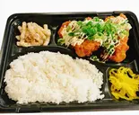 ネギマヨポン酢唐揚げ弁当(おばんざいときしめん鯱)