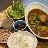 黒毛和牛ヒレスパイシーカレー（シェフズキッチンオカシタ）