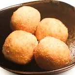 チーズボール(4個)（MAMA'sキッチン）