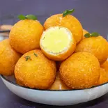 さつまいもチーズボール/Sweet Potato Cheese Ball（韓国チキンとキンパの韓国市場ペゴパ江古田店/Korean Chicken and Kimbap[Korean Market]Pegopa Ekoda）