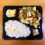 回鍋肉弁当（中国家庭料理 佳成）