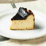 バスクチーズケーキ（monochrome）