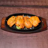 2pチキンティッカ(ヒマラヤ ダイニングアンドバー (HIMALAYA Dining and Bar))