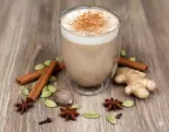 チャイティーラテ(ホット) Chai Tea Latte (Hot)(Cafe Yellow)
