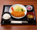 とんかつ定食（お料理・お酒 Hana）