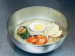 韓国風冷麺（炭火焼肉リバティ）
