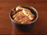 ダシ香る特製ソースチキンカツ丼（もり屋 博多駅前2丁目店）