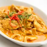 パネーンガイ(レッドカレー)พะแนงไก่(PINTO)