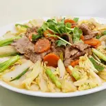 白菜と牛肉炒め Cai thao xao bo ( stir fried beef with napa cabbage)（ベトナム料理ハノイレストラン川崎）