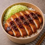 ロースカツ丼（Cafe Dolce Vita）