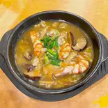 海鮮粥（楊銘宇 黄燜鶏米飯 御徒町店）