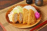 ハムカツ＆和牛メンチカツ弁当（絶品揚げ物 とんとり屋 蕨中央）