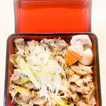 ネギ塩和牛カルビ重（盛岡ビビン麵 HM東十条店）