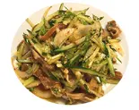 豚のミミとキュウリの和え(黄瓜拌猪耳)（中華料理 玉仙楼 大塚店）