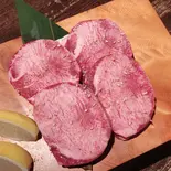 上タン（炭火焼ホルモン焼肉専門店 ホルモン二郎）
