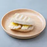 鶏ハムチーズ(ハーフサイズ) Chicken Ham Cheese (Half Size)（JUNOS CAFE 高円寺店）
