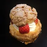 シューオフレーズ(シュークリーム)（ANGUS江戸堀店）