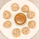 モモ8P  Momo8P（Dream Kitchen Restaurant and Bar）