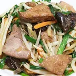 レバニラ炒め（中華料理 ぎょうざんぽう）