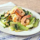 海老とチンゲンサイ炒め(中華料理 嘉楽飯店 荻窪店)
