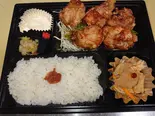 鶏の唐揚げ弁当（博多海鮮 雅masa）