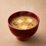 揚げ茄子のお味噌汁（札幌おにぎり-雷den.-）