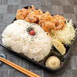 1キロからあげ弁当(【メガ盛り‼】1キロ弁当工房 肉MAX!! 大盛りからあげお弁当店)