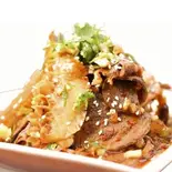 牛スネとハチの巣特製ソースかけ 辛い（中華料理 華景園）