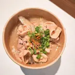 じっくり煮込んだ！もつ煮込み(ビリ辛)（呑み処 笑味）