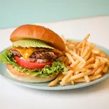 アボカドチーズバーガー【フライドポテト付き】（Over Drive Burger）