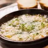 海老のアヒージョ シェリー風味（スペインバル ラ・ピカーダ・デ・トレス Spain Bar La Picada de tres）