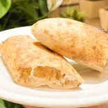 天然酵母の焼き立てパーネ(ヴィーガン)natural yeast bread(VEGAN)（LOVE TABLE Agarato farm to table）