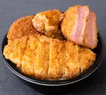 背徳のカロリー積み上げ丼(ロースカツ、メンチカツ、ハムカツ、唐揚げ)（【腹パン確定の店！】どどん屋）