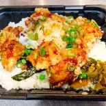 温玉からあげ丼（【ご飯増量無料】弁当と焼き鳥 いっちゃん）