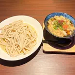 武蔵野肉汁うどん（Romeo Diner）