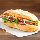 BÁNH MÌ RUỐC バインミー田麩(ベトナム料理Galaxy Reborn)