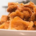 鶏の唐揚げ 100グラム(WAHAHA)