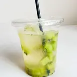 キウイスカッシュ(アサイーとグリークヨーグルトのお店 WAVY BOWL)