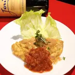 チーズたっぷりオムレツ～自家製トマトソース～（Dining＆Bar PRIMAVERA）