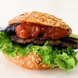 パティとナスのアラビアータリュスティック（One Hundred Bakery千歳船橋店）